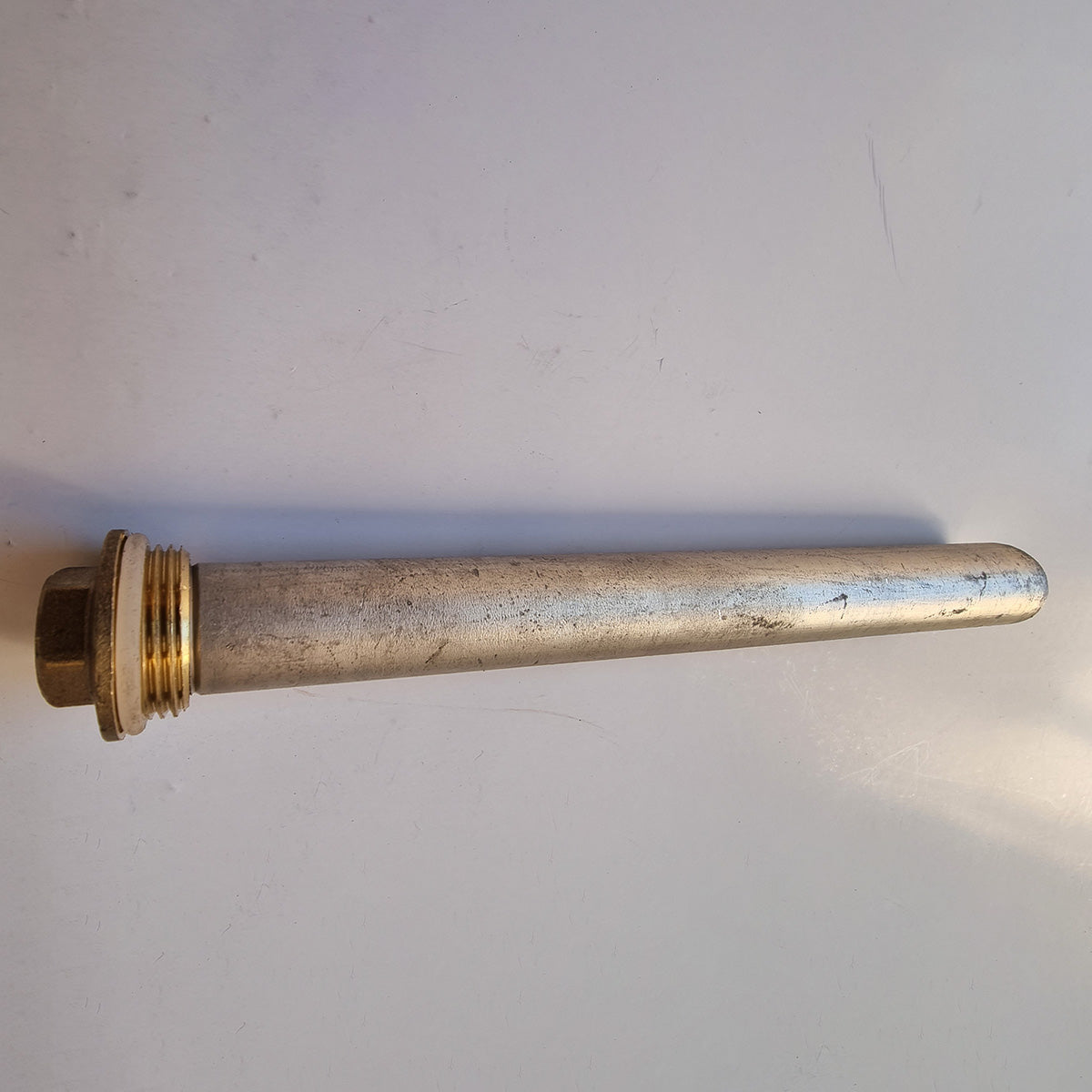 Anod de magneziu 3/4 pentru panouri solare presurizate