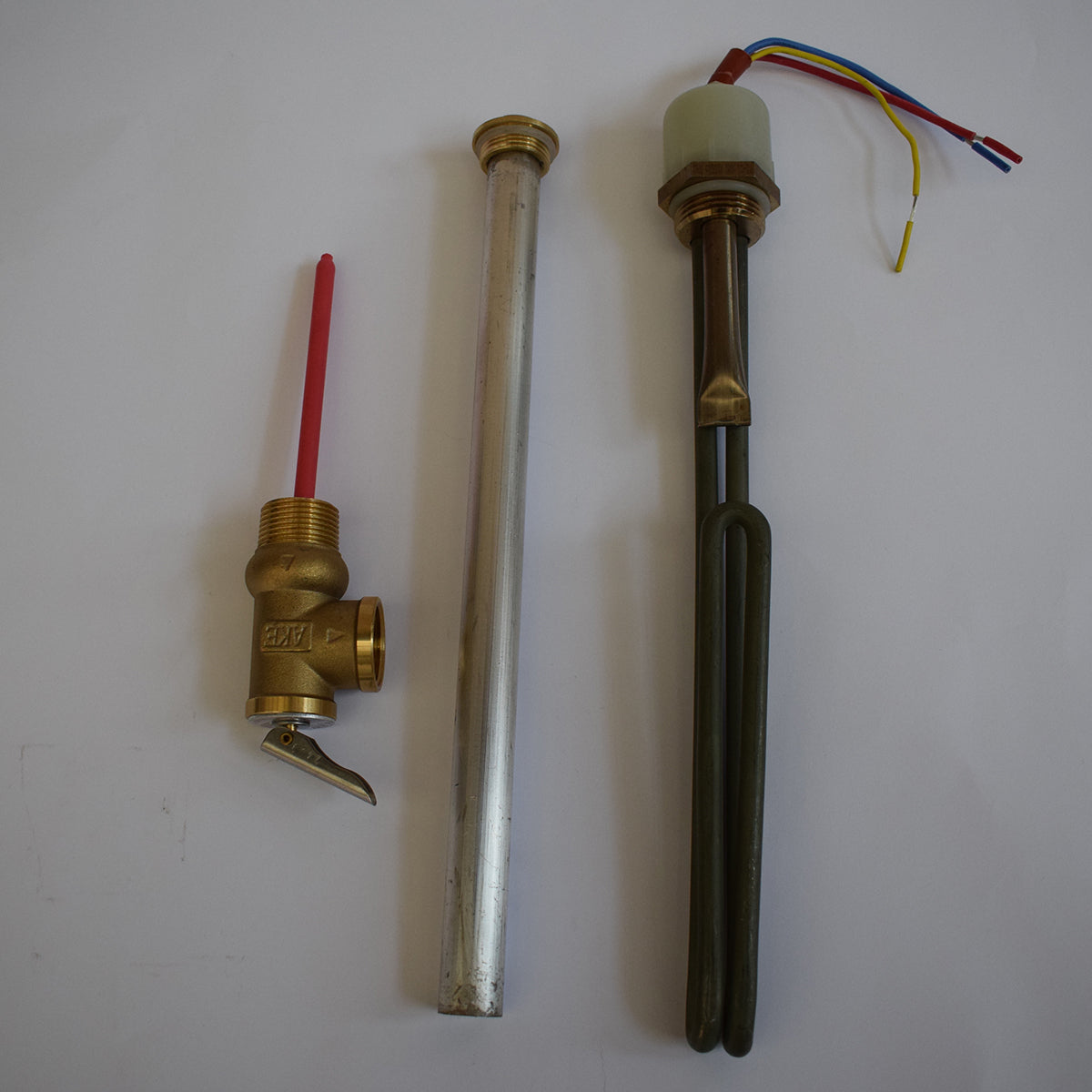 Pachet mentenanta panou solar presurizat: Anod magneziu + Rezistenta 1 tol + Supapa 6bar, 90 grade, 3/4